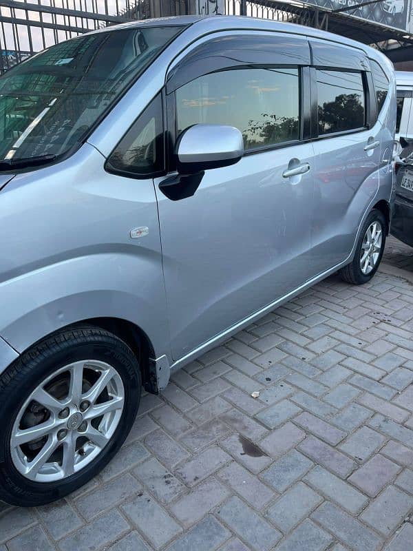 Subaru Stella 2016/ 2019 Islamabad no good condition car for sale 1