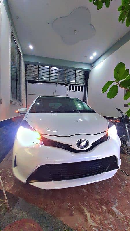 Toyota Vitz 2015 2