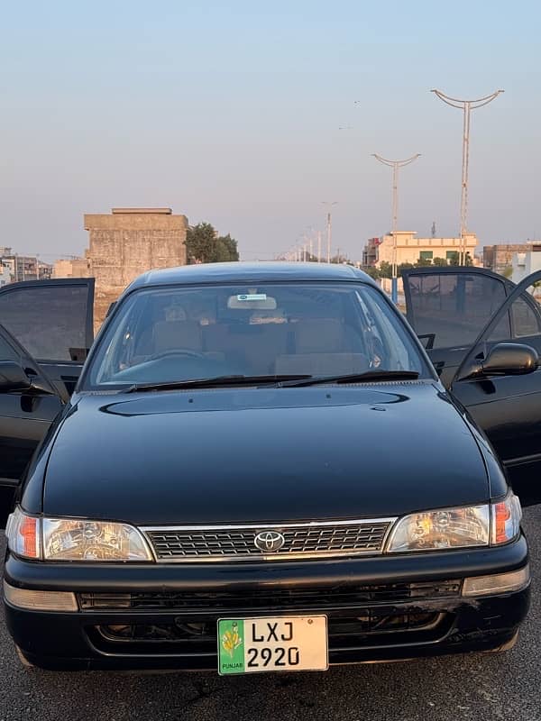 Toyota Corolla XE 1999 4