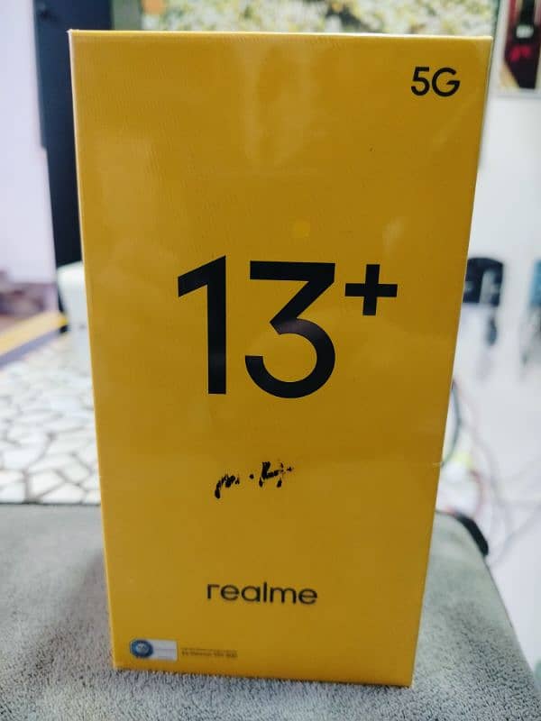 Box pack Realme 13+ 5g 3