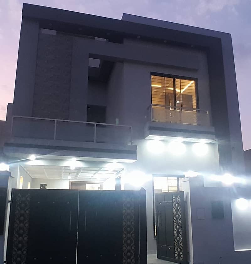 BRAND NEW HOUSE OF 5 MARLA AVAILABLE FOR RENT NEAR BAHRIA SCHOOL IN BAHRIA ORCHARD 0