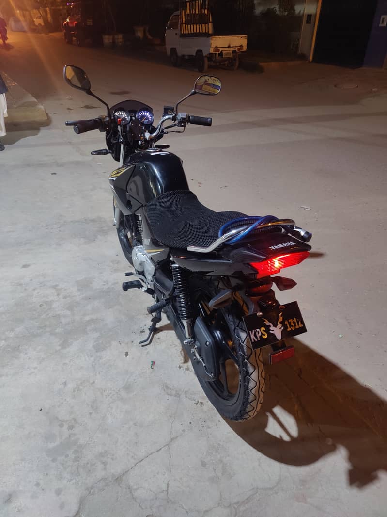 Yamaha YBR 125 2022 6