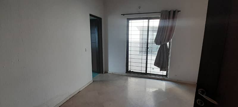 10 Marla Upper Portion for Rent in DHA Lahore Phase 4 2