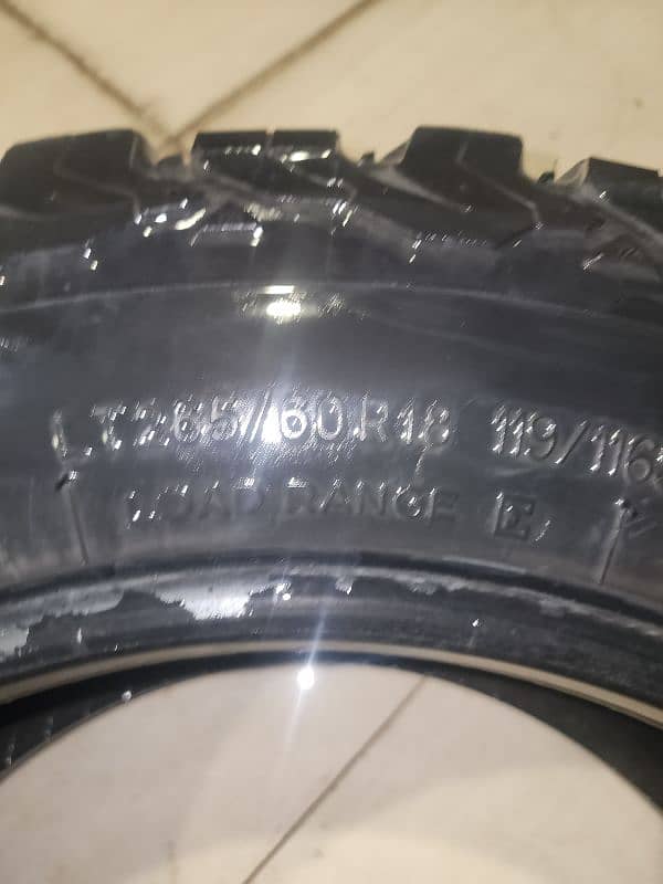 265/60/18 for revo fortuner  bfgoodrich ko2 4