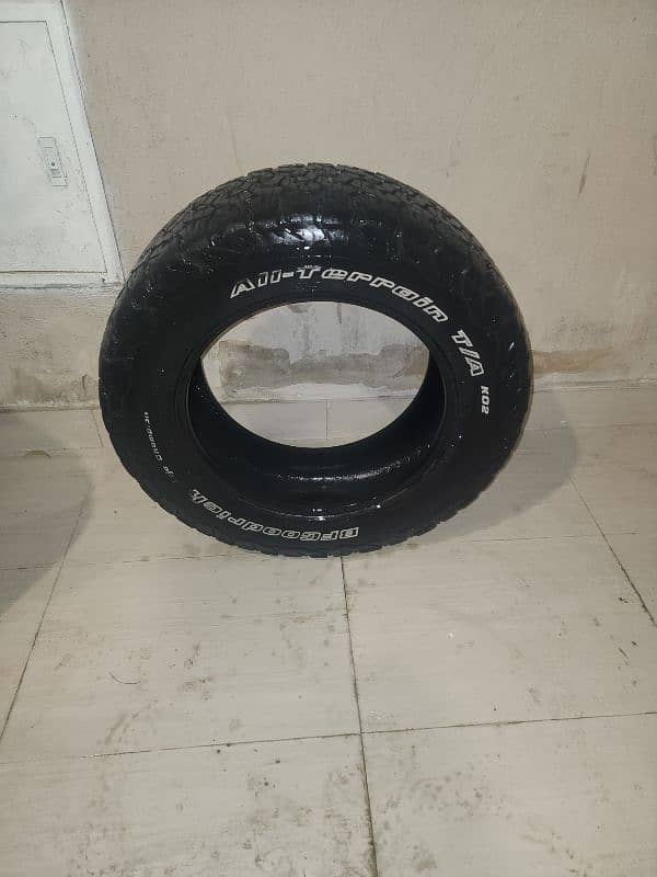 265/60/18 for revo fortuner  bfgoodrich ko2 5