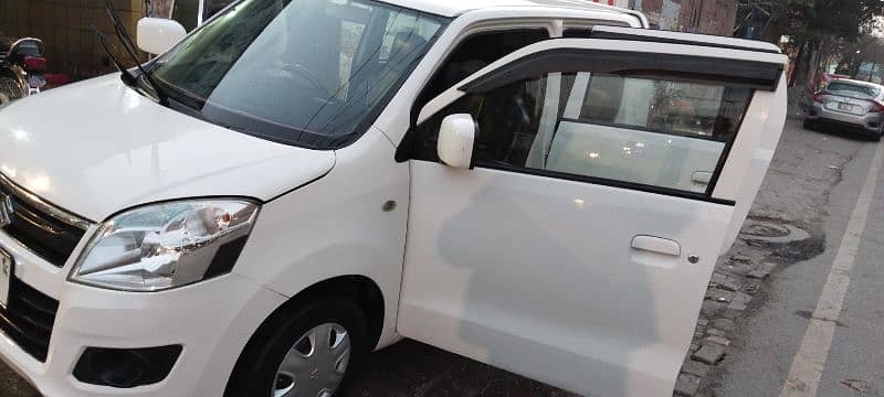 Suzuki Wagon R 2014 4