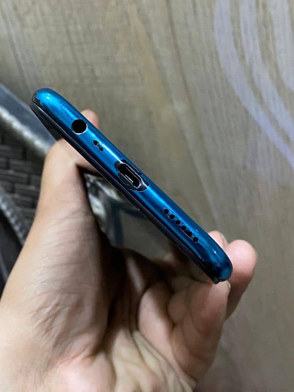 realme c3 4/64 5