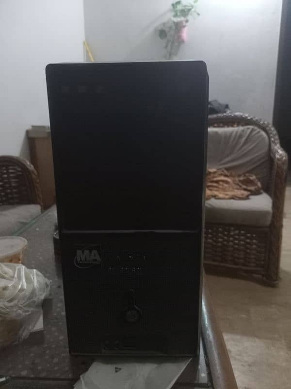 core i3 4th generation  8GB Ram 500hdd 3