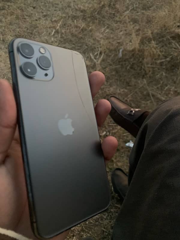 IPhone 11pro 256GB waterpack for sale 2