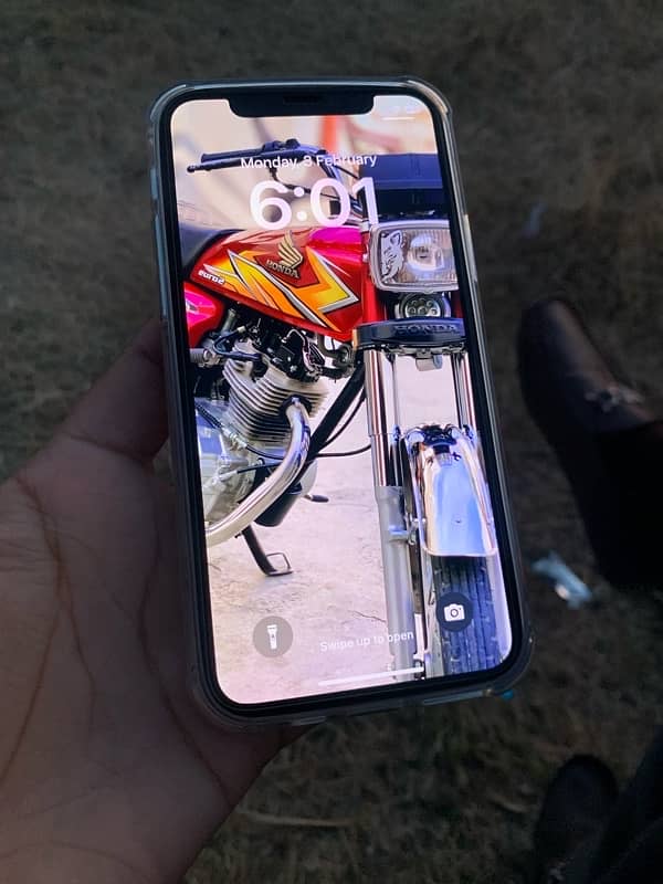 IPhone 11pro 256GB waterpack for sale 4