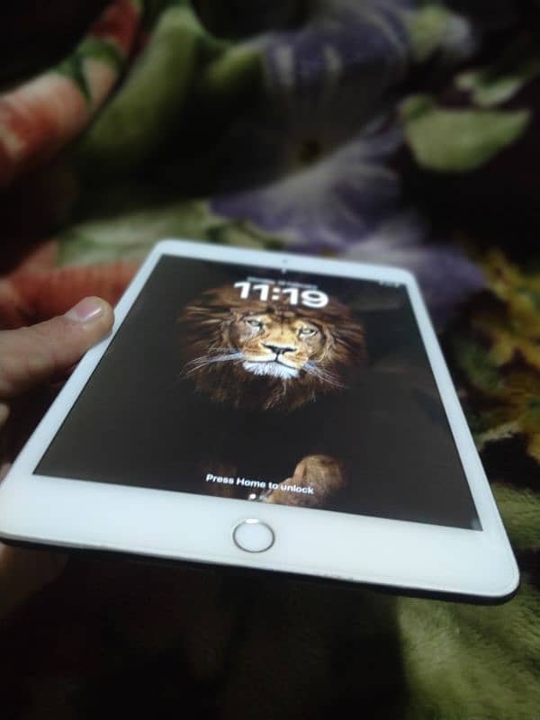 ipad mini 5 64 GB 6