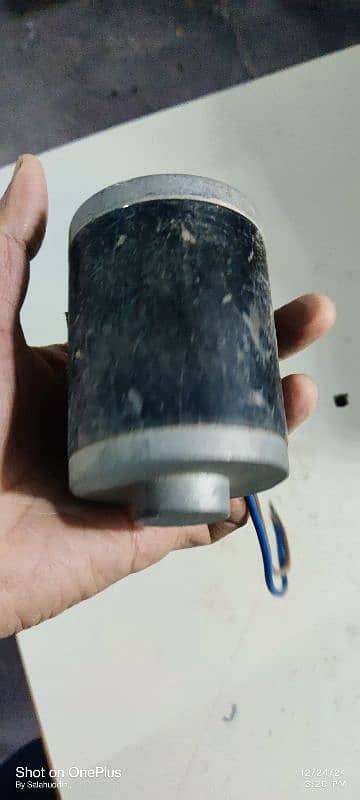 DC motor 12v DC 1