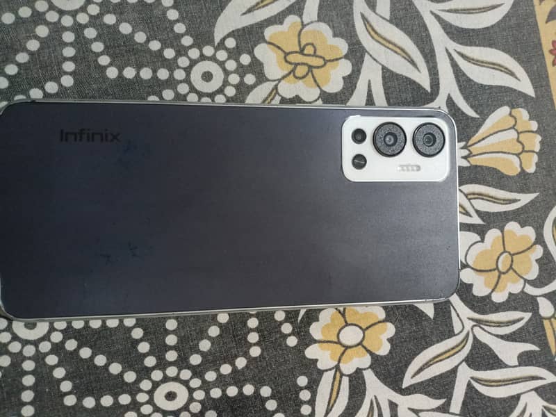 Infinix Hot 12  6GB RAM 128GB 2