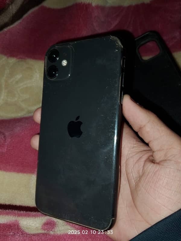 I phone 11 pro 10 by 10 condition water pack 7