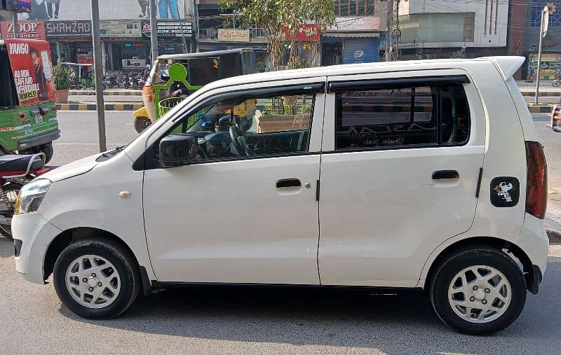 Suzuki Wagon R vxl 2018 1