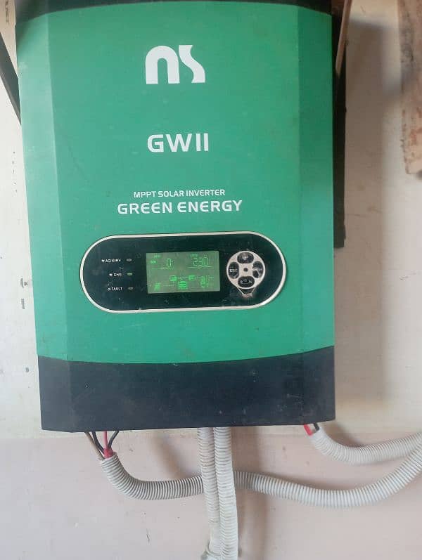 NS solar inverter 3 kv  pv4000 sel kar raha hun system upgrade karna 3