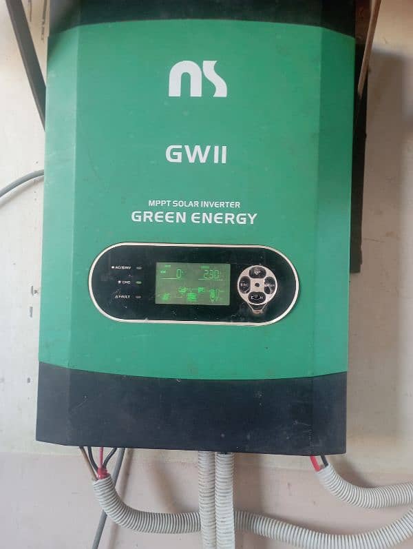 NS solar inverter 3 kv  pv4000 sel kar raha hun system upgrade karna 10