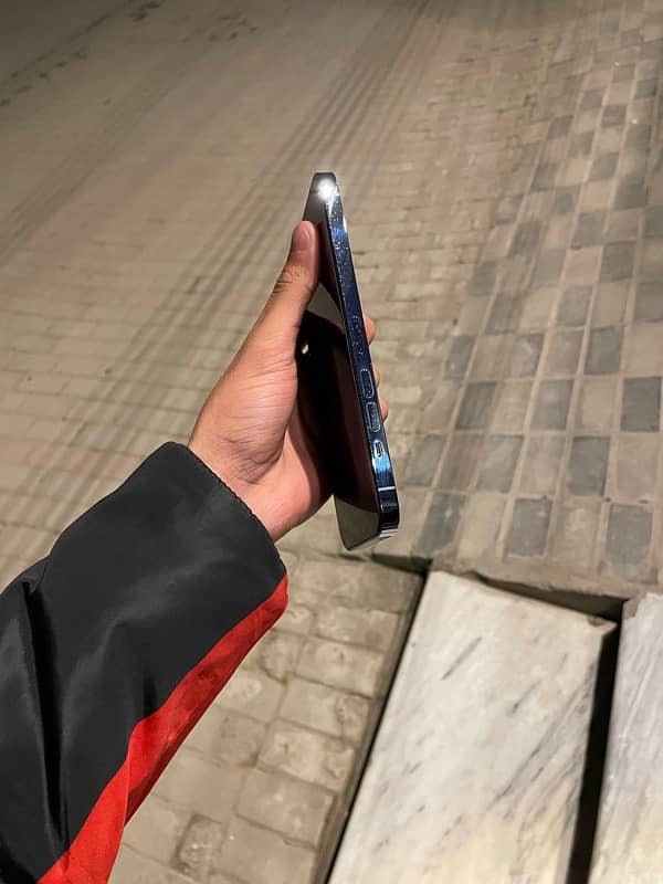 iphone 13 pro max 256 gb non pta 10/10 condition 2