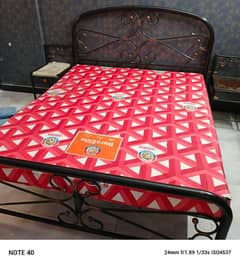 bed dressing site table