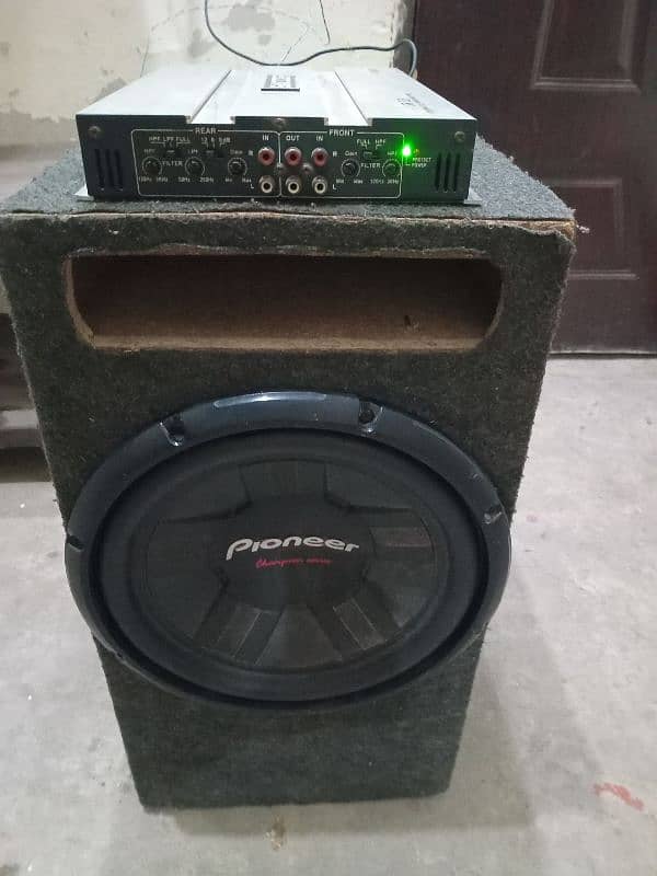 PIONEER SUBWOOFER DUAL CORE WITH SOCCER AMPILIFIER CONDITION 10/10 13