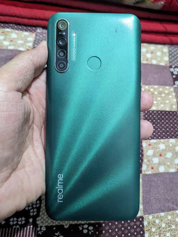 Realme 5i 4