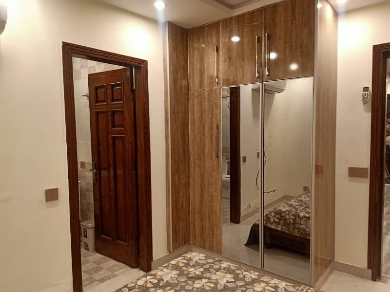 One bed Appartment Full Furnished For Rent Secter E BahriaTown Lahore 5