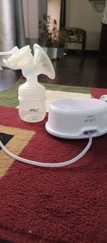 Avant Philipes Electric branded Breasts pump 1