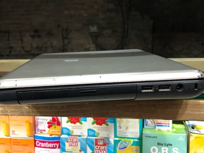 Hp Laptop  core i3 2nd generation 4