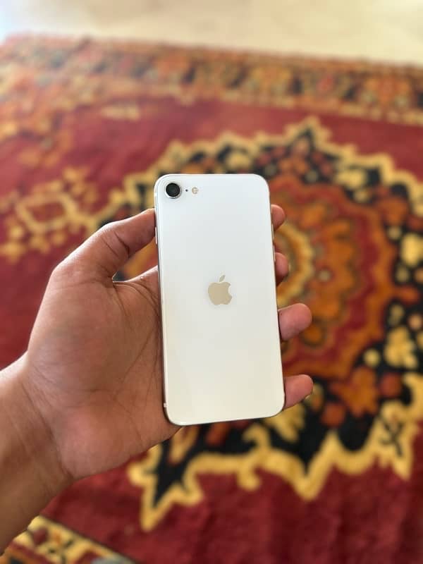 iPhone SE 2nd generation - FU - 64Gb - sim time available 3