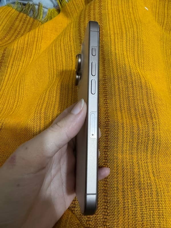 Iphone 16 Pro Hk Desert Titanium Factory Unlock 2