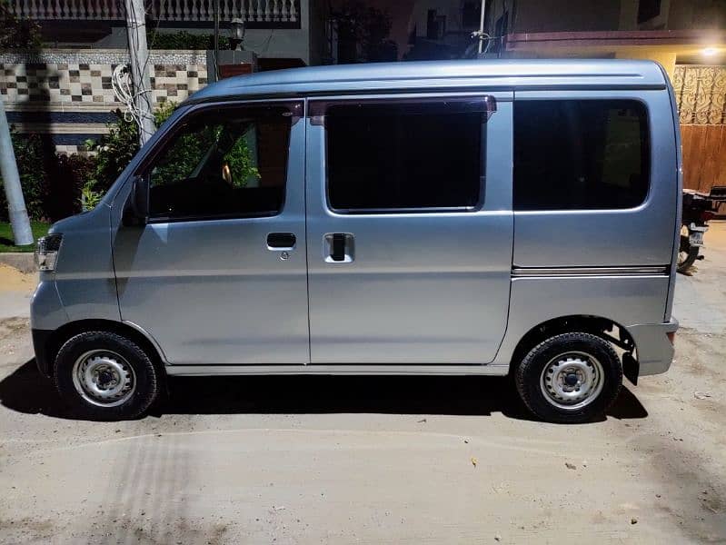 Daihatsu Hijet 2019 3