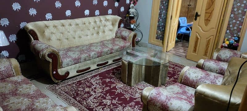 7 seater sofa set with round glass table 2