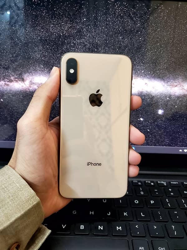 iPhone XS 64GB 10/10 up for grab 4