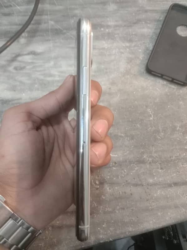 iphone xs dual pta 5