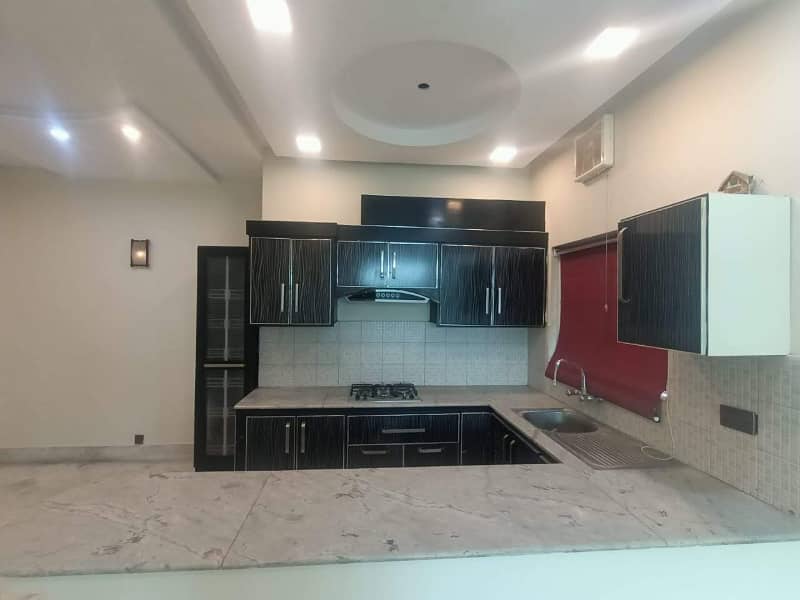 13 Marla Upper Portion For Rent In DHA Phase 6 Near Tim Hortons And KFC 11