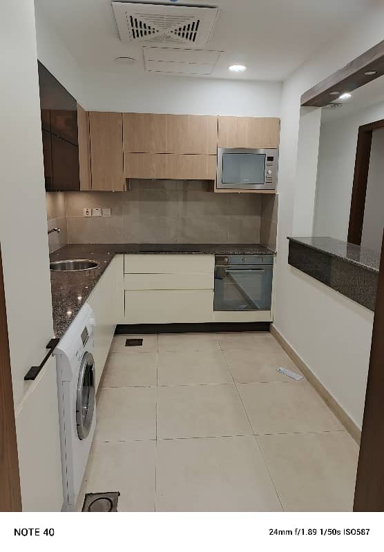 One bedroom with living area For rent in penta square DHA phase 5 Lahore 13