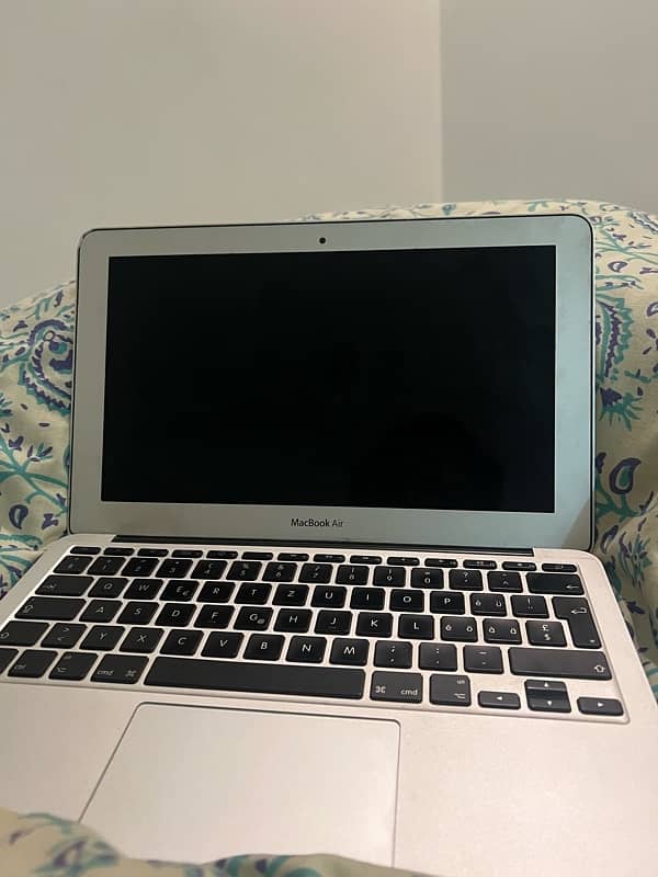 MACBOOK AIR 2010 4GB RAM 4