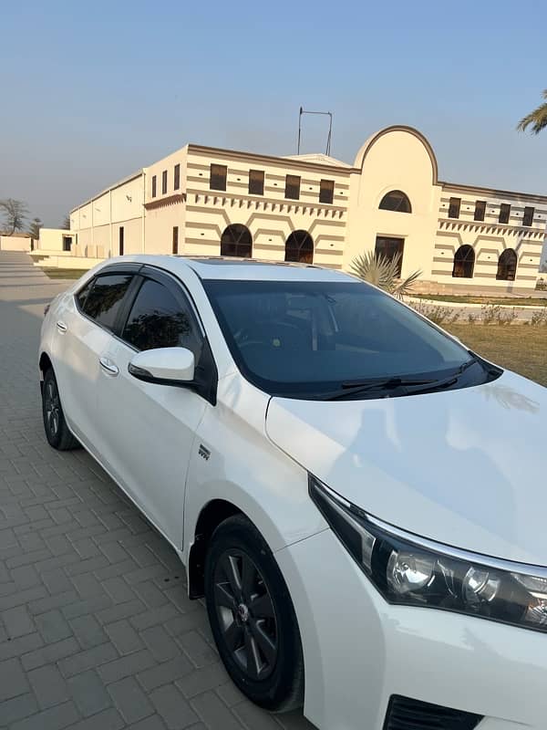 Toyota Altis Grande 2017 4