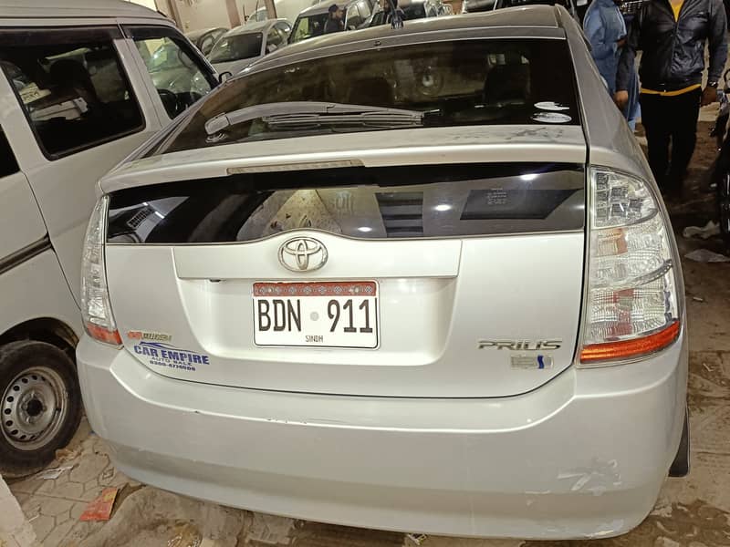 Toyota Prius 2011 5