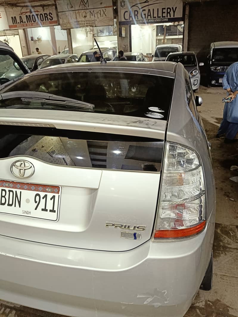 Toyota Prius 2011 8