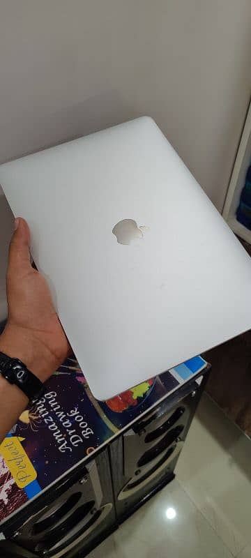 MacBook Pro 2017 (16-500 GB) 2