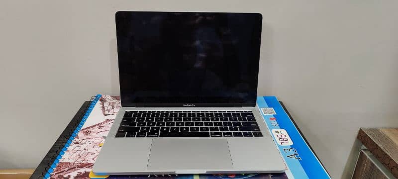 MacBook Pro 2017 (16-500 GB) 5