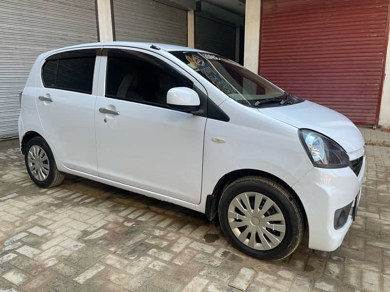 Daihatsu Mira 2014 3