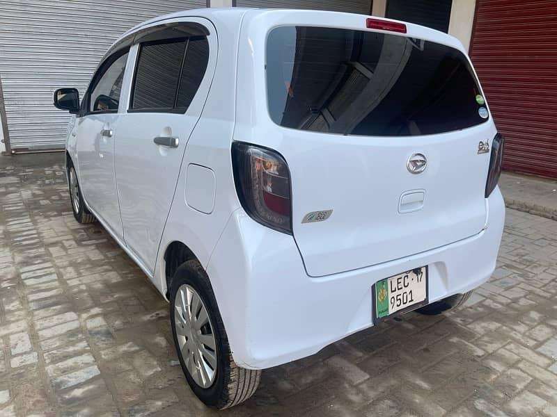 Daihatsu Mira 2014 5