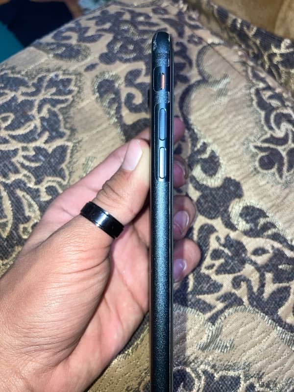 IPhone 7 pta 128gb 4