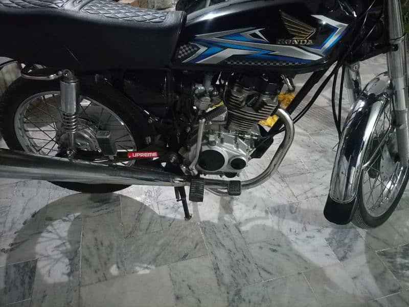 Honda 125 for sale 15 model complet file bio available 2