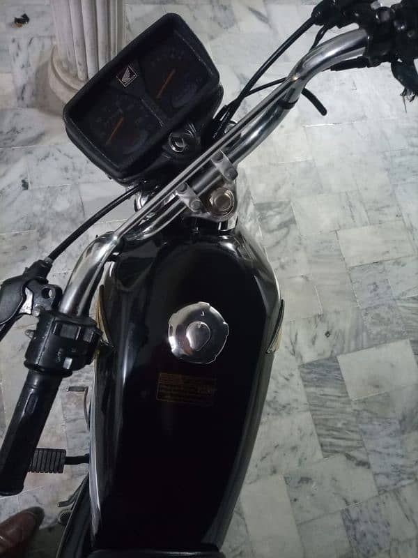 Honda 125 for sale 15 model complet file bio available 6