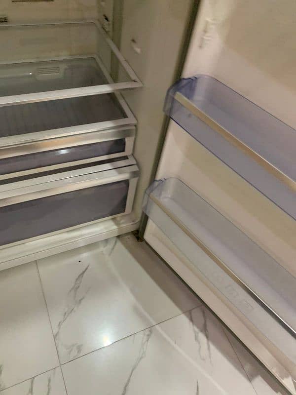 DAWLANCE fridge 7