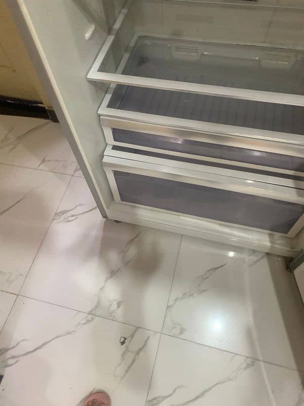 DAWLANCE fridge 10
