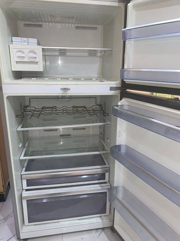 DAWLANCE fridge 16
